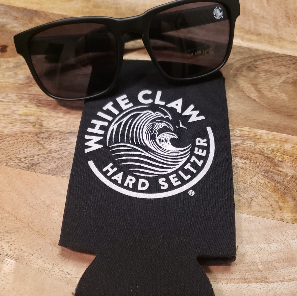 White Claw Glasses & koozie